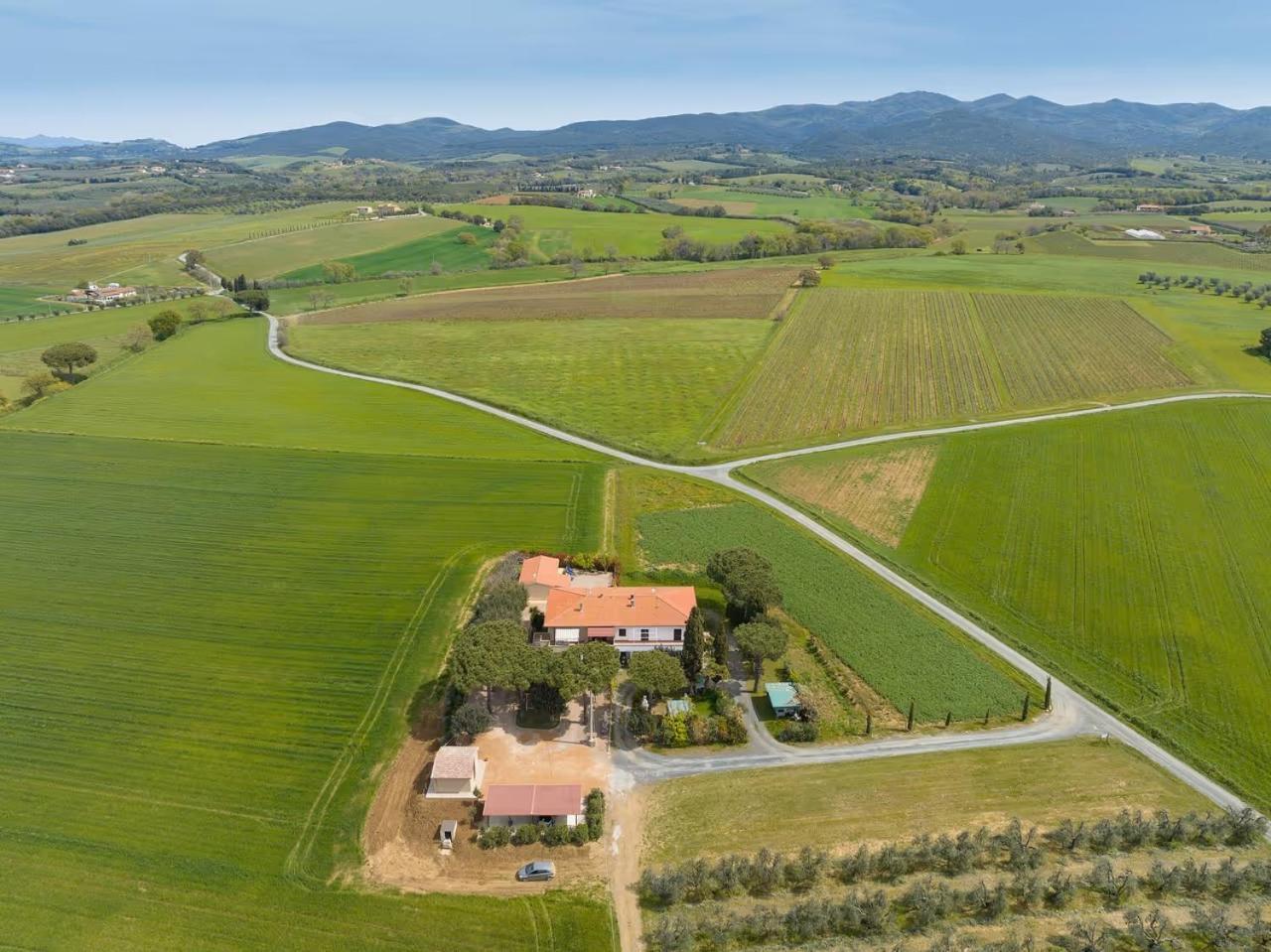 Agriturismo I Debbi Bibbona Luaran gambar