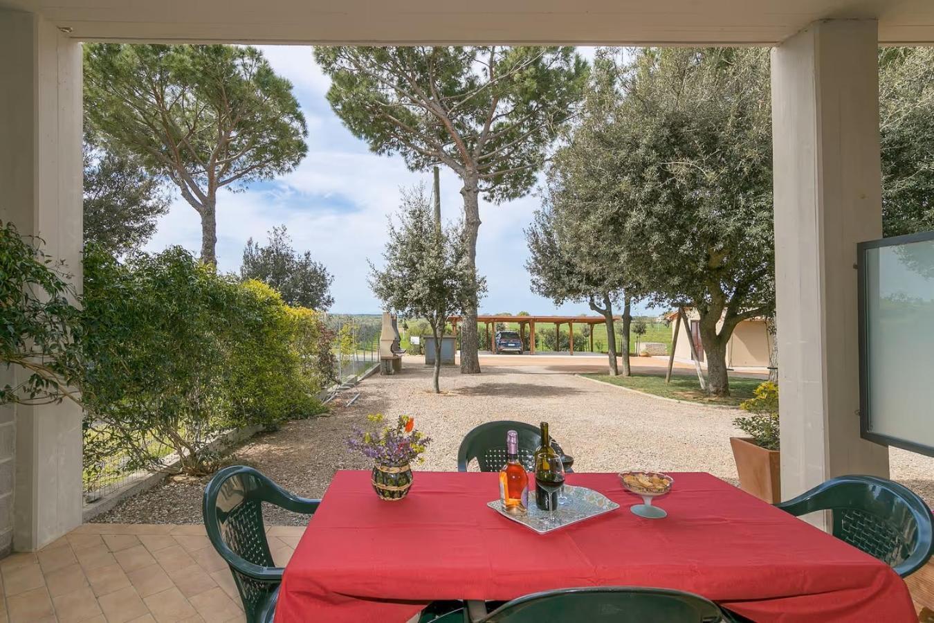 Agriturismo I Debbi Bibbona Luaran gambar
